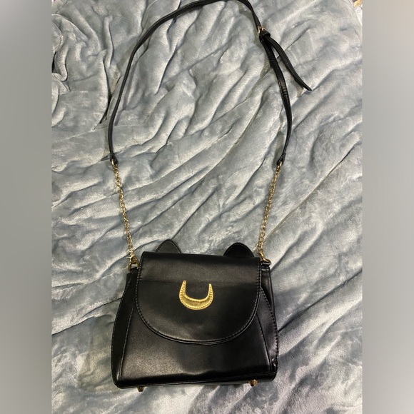 Sailor Moon Luna Purse - Picture 2 of 2